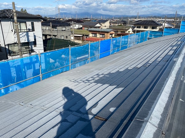 群馬県太田市　Sアパート　外壁塗装・屋根塗装　足場組み立て　高圧洗浄 (5)