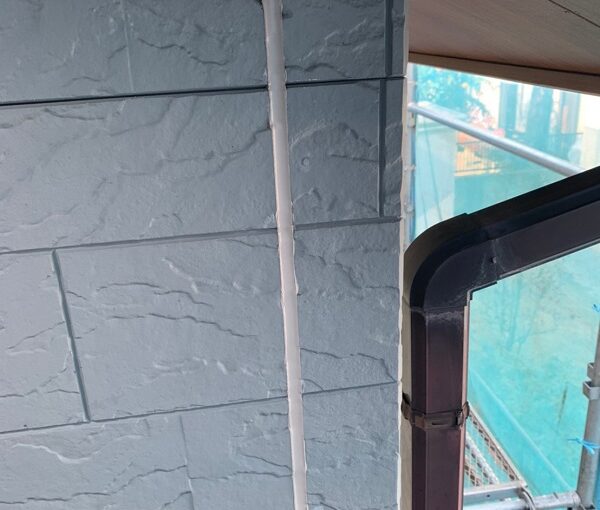 群馬県前橋市　N様邸　外壁塗装　屋根塗装　シーリング(コーキング)工事の手順　オートンイクシード (12)