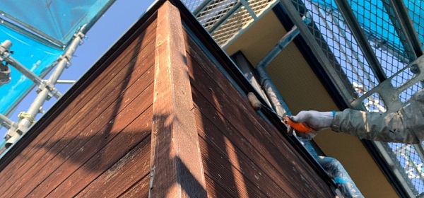 群馬県伊勢崎市　S様邸　外壁塗装・屋根塗装・付帯部塗装　木部塗装　浸透タイプと造膜タイプの違い (2)