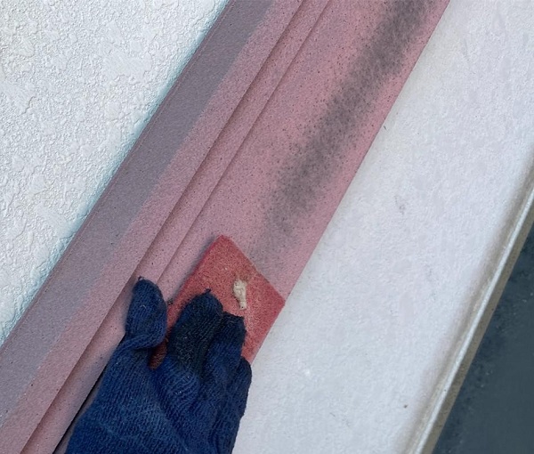群馬県邑楽郡　アパート　屋根塗装・外壁塗装・付帯部塗装　幕板、隔板塗装 (2)