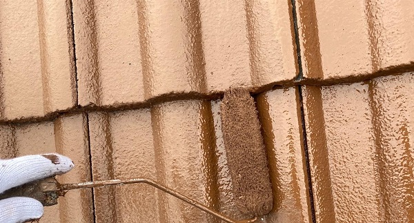 群馬県桐生市　I様邸　屋根塗装・外壁塗装　棟瓦の釘補強　ガイソールーフガードシリコン シーラーセメント (3)
