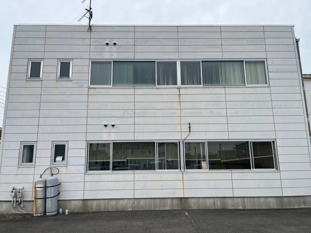 群馬県前橋市_屋根・外壁塗装_事業所_施工前_1