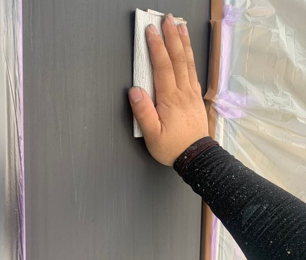 群馬県前橋市　Y様邸　外壁塗装・付帯部塗装　玄関ドアの塗装　吹き付け工法 (2)