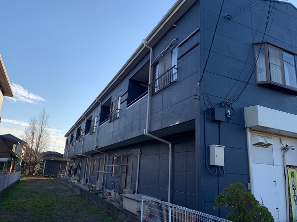群馬県太田市　Sアパート　外壁塗装・屋根塗装　完工　施工後の写真 (2)