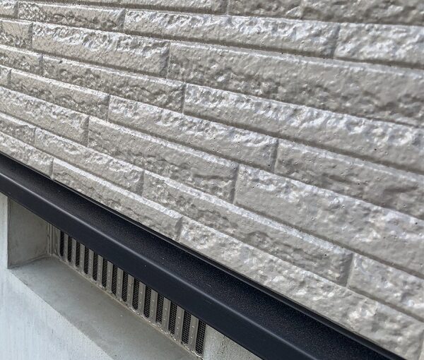群馬県伊勢崎市　N様邸　屋根塗装　外壁塗装　水切り塗装　完工　塗装時期について (4)